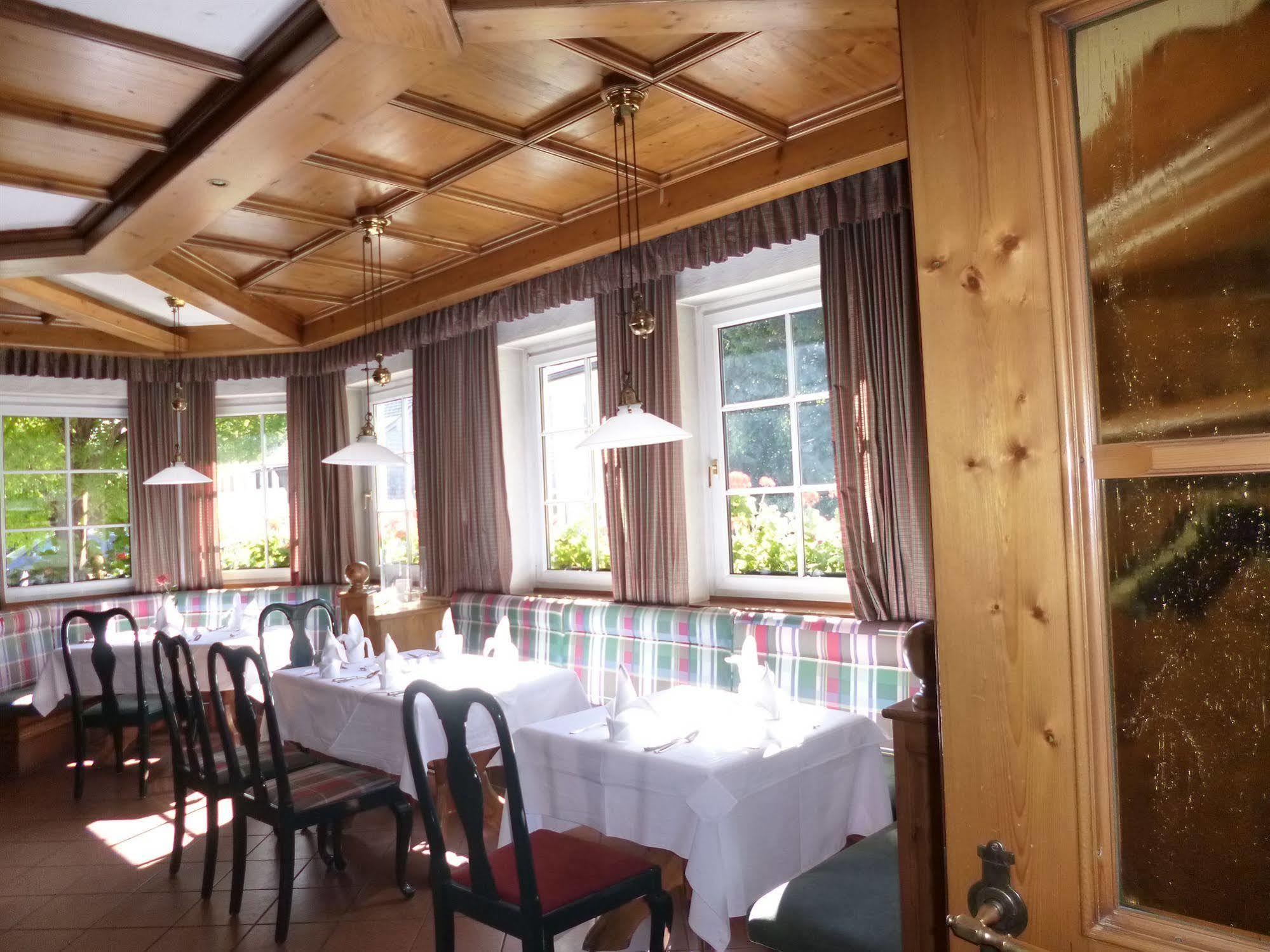 Hotel Walserwirt Екстериор снимка