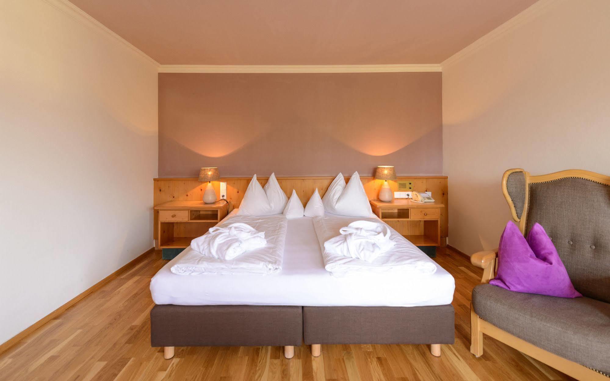 Hotel Walserwirt Екстериор снимка