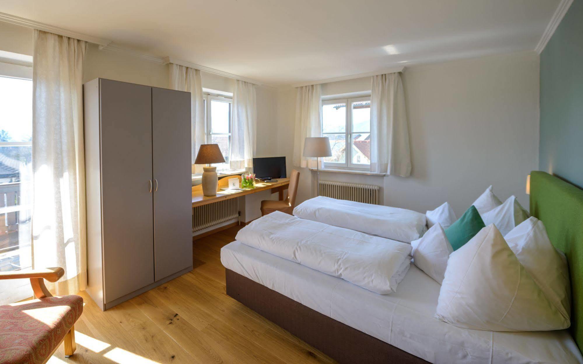 Hotel Walserwirt Екстериор снимка